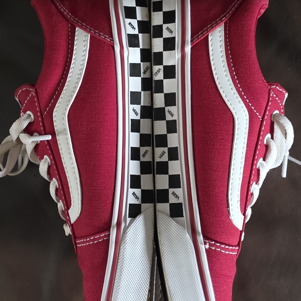 Vans Off The Wall Checkered Sole Skate Shoes Youth Size 7 Red Vans Sneakers Red